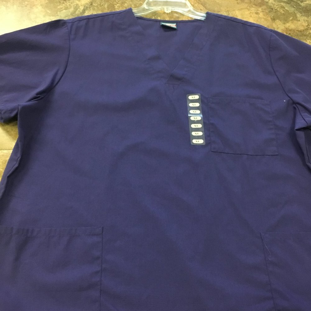 Cherokee Unisex V-Neck Top